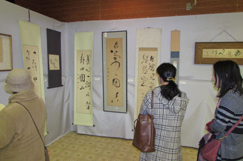 写真④来場者たち