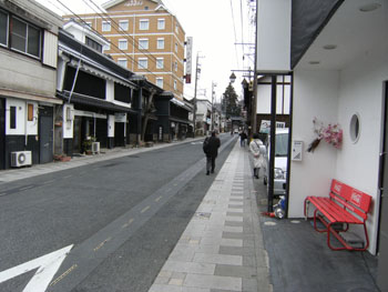写真③小諸市の町並み