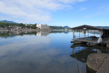 写真②朝の三隈川
