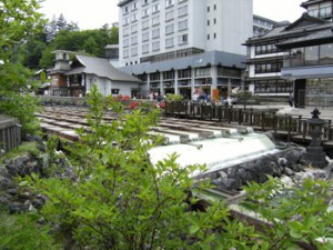 写真①草津温泉湯畑