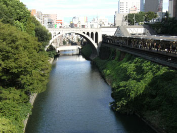 写真② 神田川